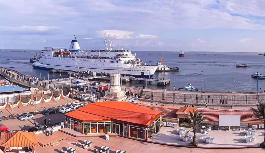 Resta Port Said Hotel Екстер'єр фото
